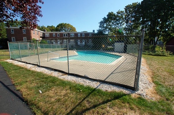 62 Newman Road, Unit 62 Malden, MA 02148 - Photo 3 of 20