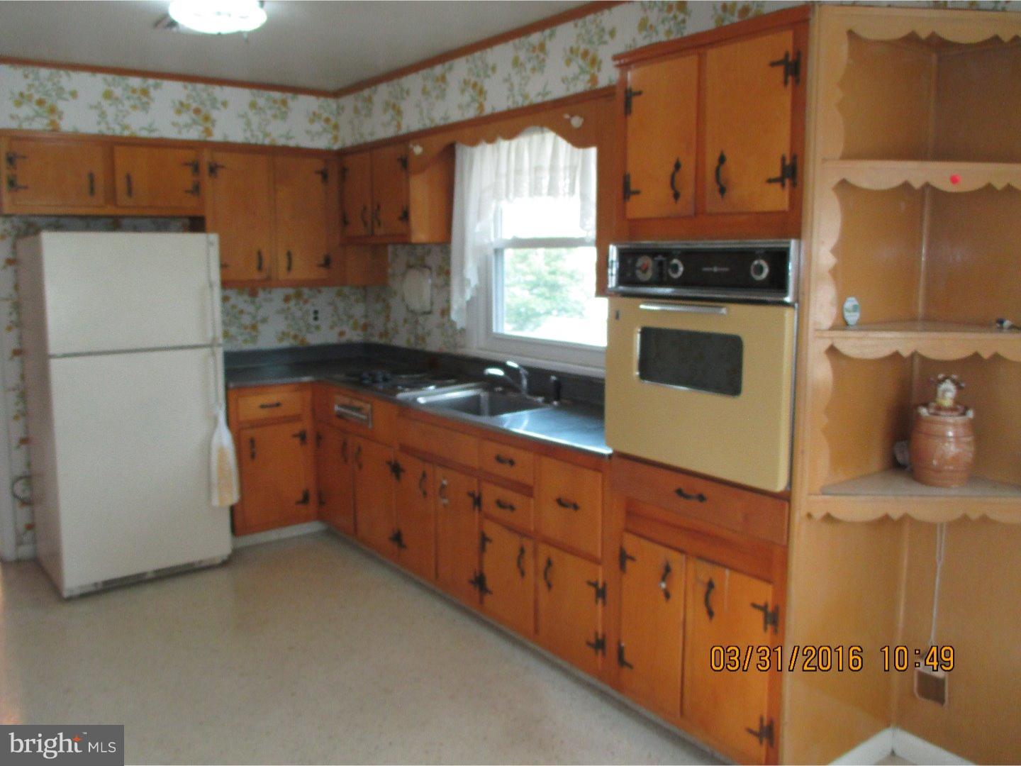 141 Red Lion Road Huntingdon Valley, PA 19006 - Photo 11 of 25