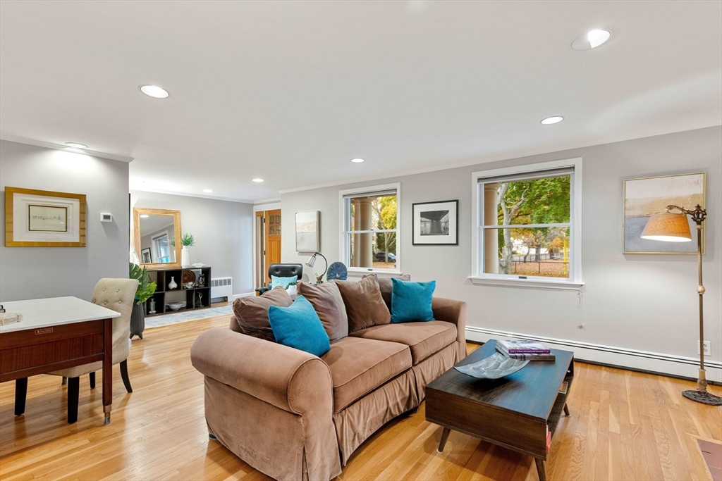 112 Dalton Road Belmont, MA 02478 - Photo 12 of 41 Gallery Image 12