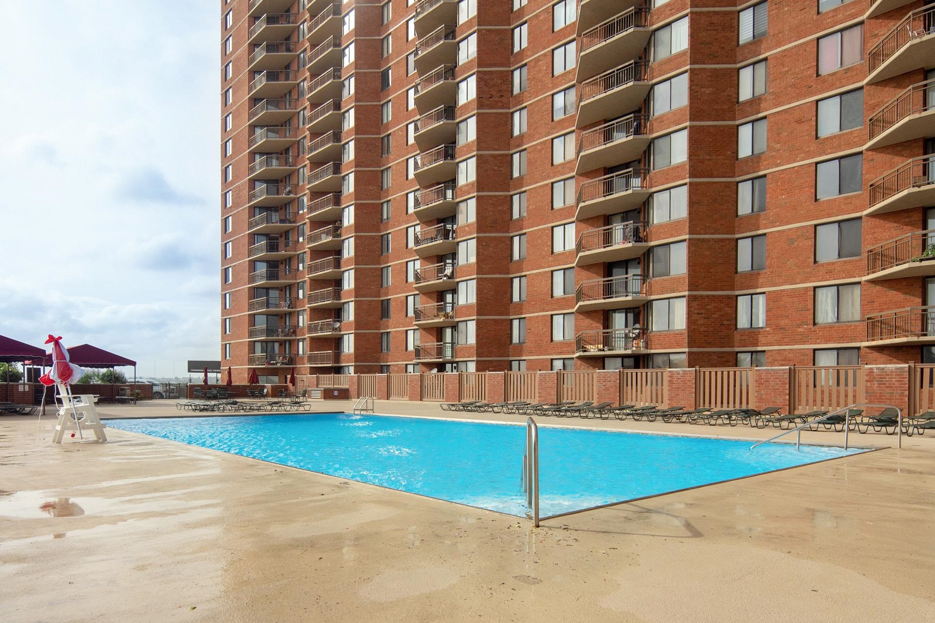 1908 Harmon Cove Tower, Unit 1908 Secaucus, NJ 07094 - Photo 44 of 49