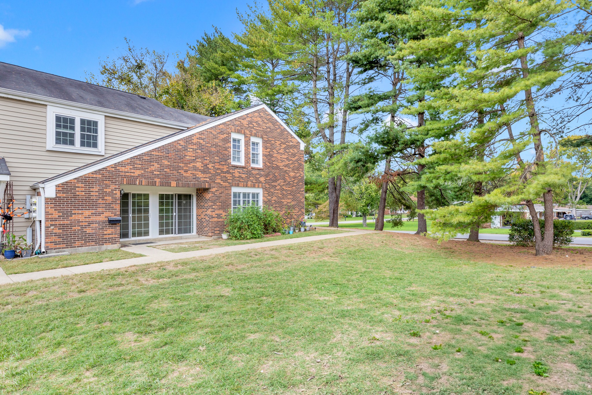 2105 Granville Road Franklin, TN 37064 - Photo 2 of 48 Gallery Image 2