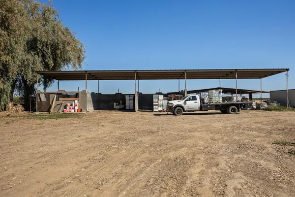 $650,000 | 860 West Riverdale Avenue, Riverdale, CA 93656