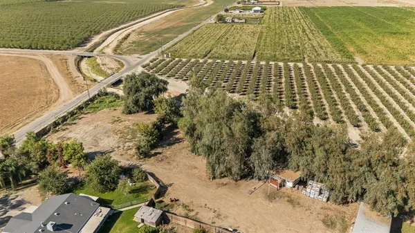 $650,000 | 860 West Riverdale Avenue, Riverdale, CA 93656