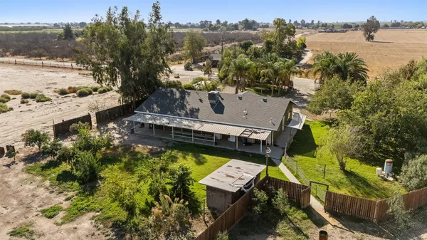 $650,000 | 860 West Riverdale Avenue, Riverdale, CA 93656