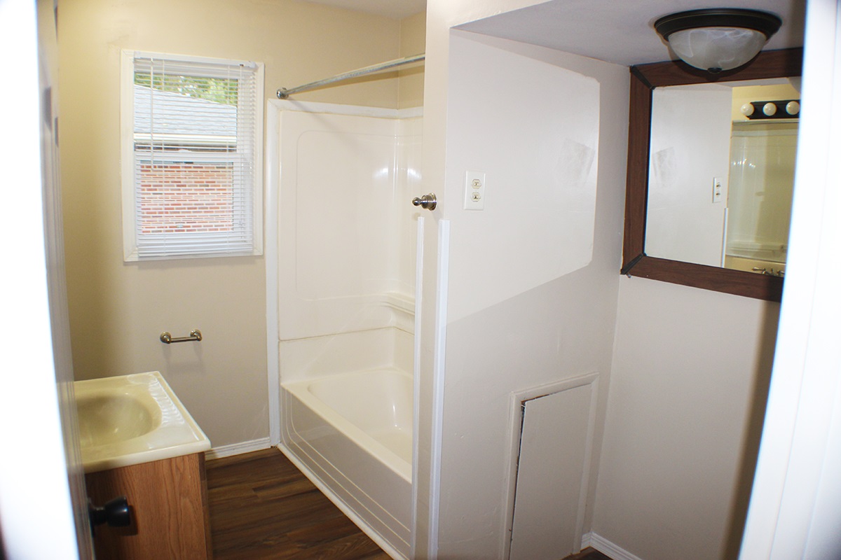 1225 West Ludwig Road Fort Wayne, IN 46825 - Photo 12 of 24 Gallery Image 12