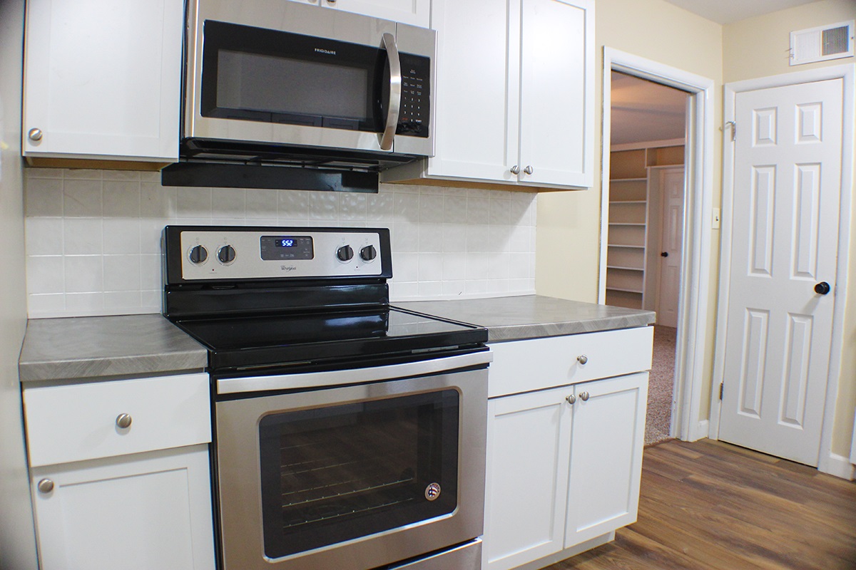 1225 West Ludwig Road Fort Wayne, IN 46825 - Photo 8 of 24 Gallery Image 8