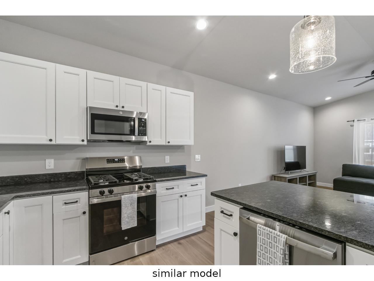 110 Hill Portage, WI 53901 - Photo 6 of 24