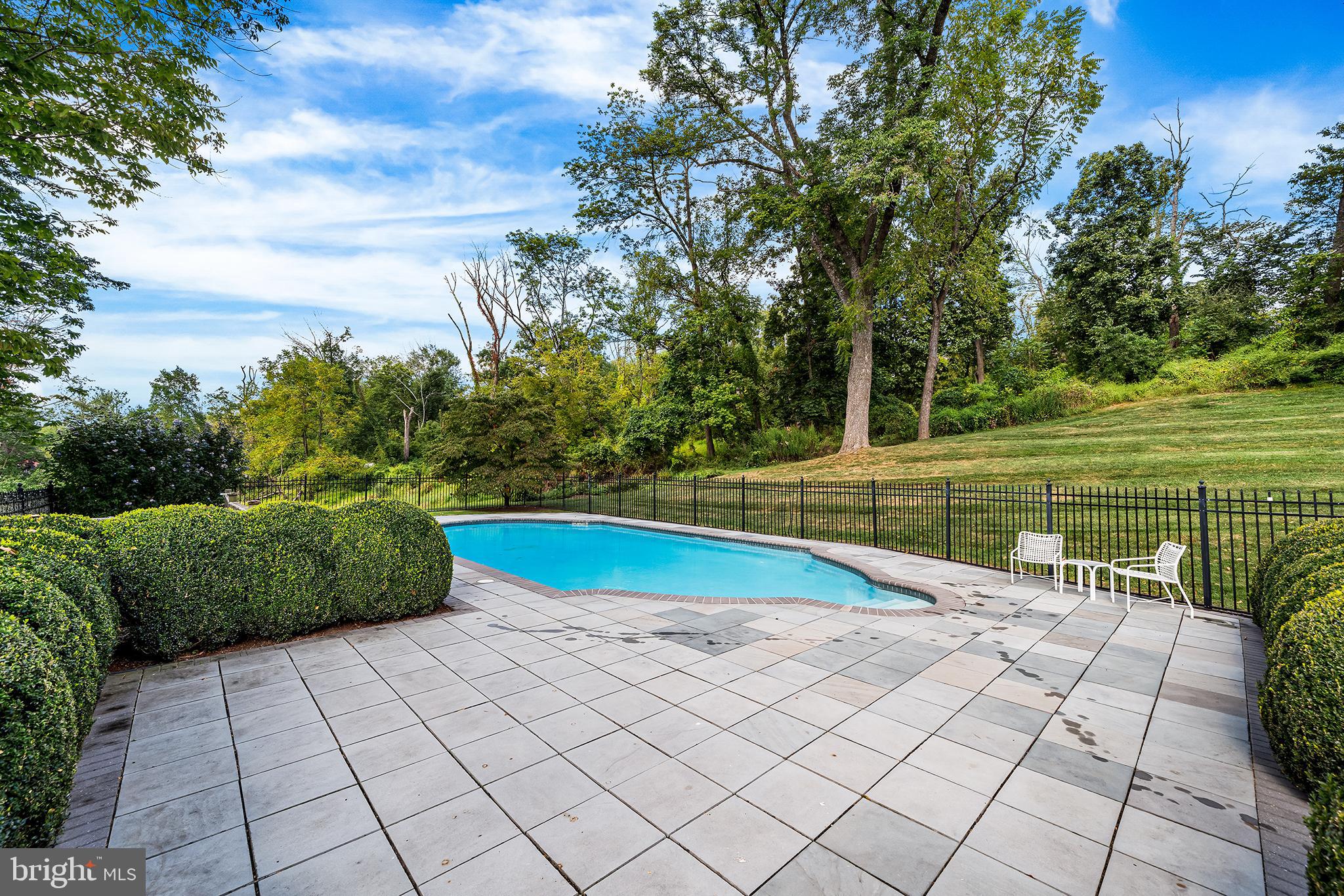5595 Ridgeview Drive Doylestown, PA 18902 - Photo 20 of 58