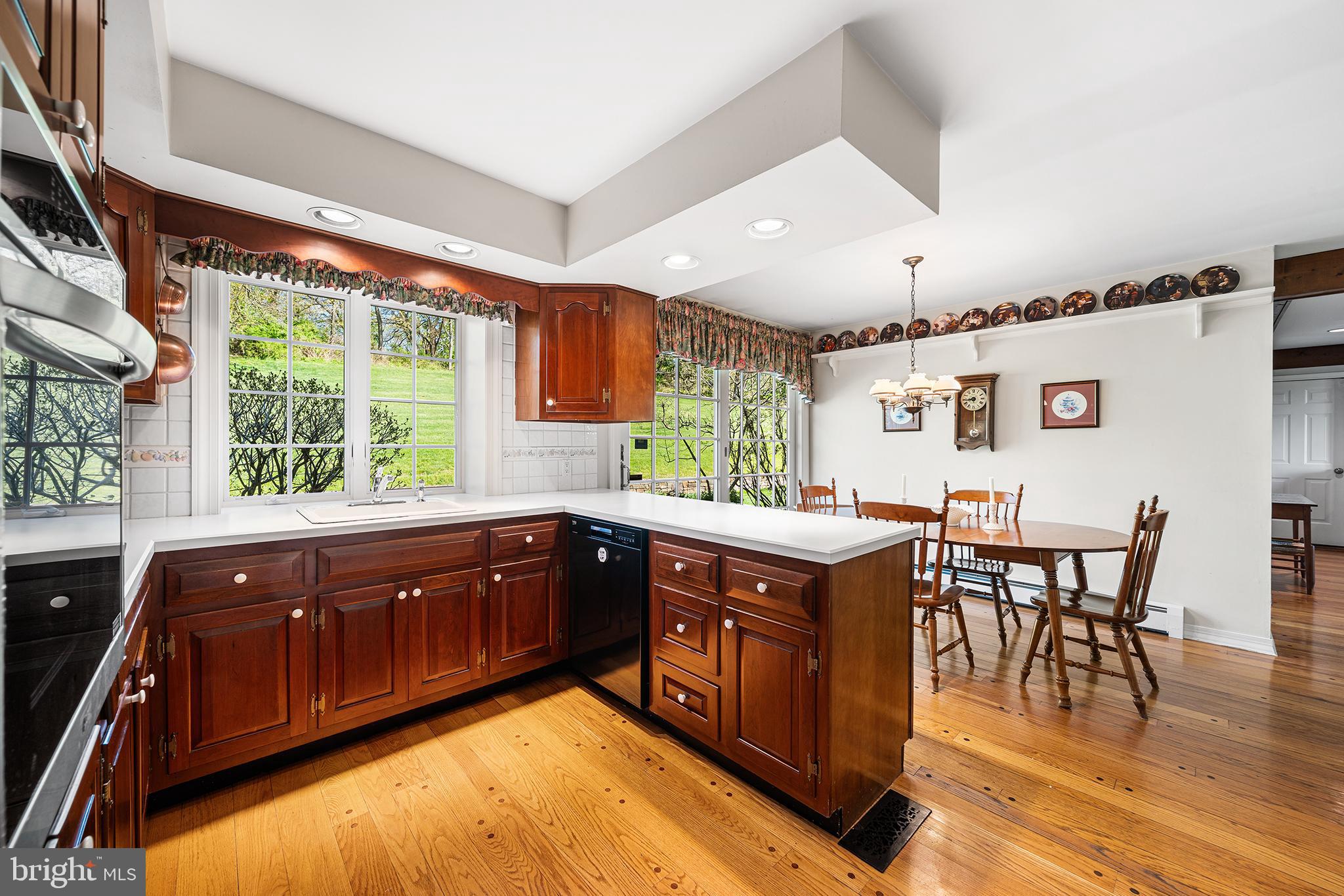 5595 Ridgeview Drive Doylestown, PA 18902 - Photo 31 of 58