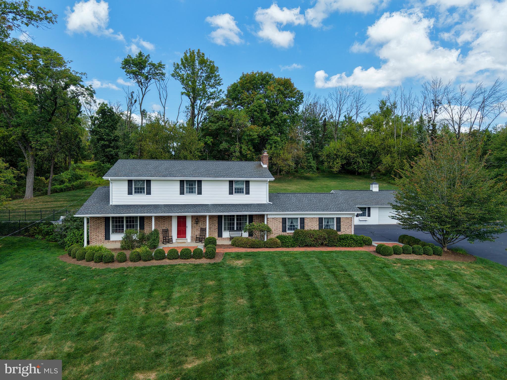 5595 Ridgeview Drive Doylestown, PA 18902 - Photo 4 of 58