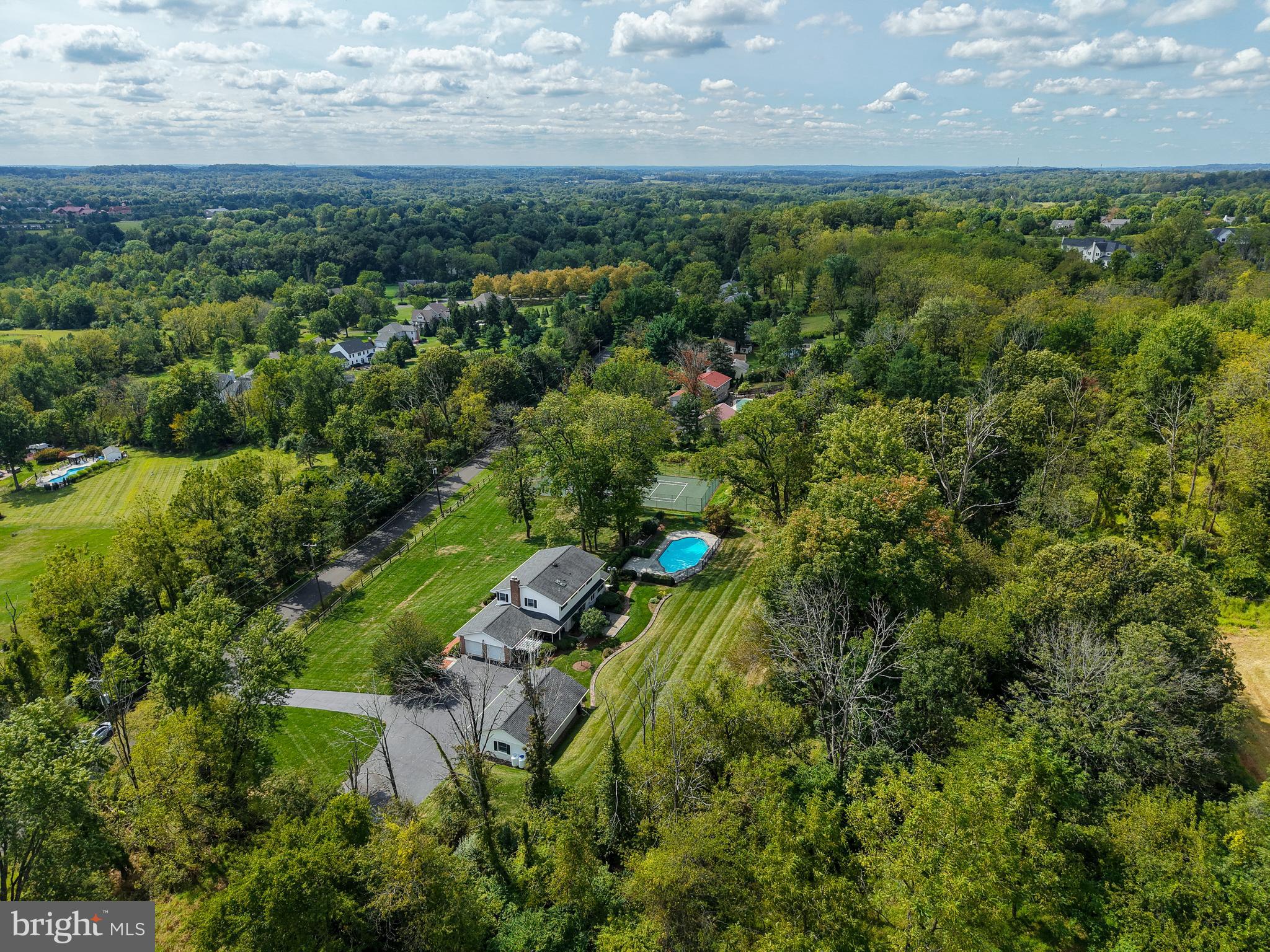 5595 Ridgeview Drive Doylestown, PA 18902 - Photo 5 of 58