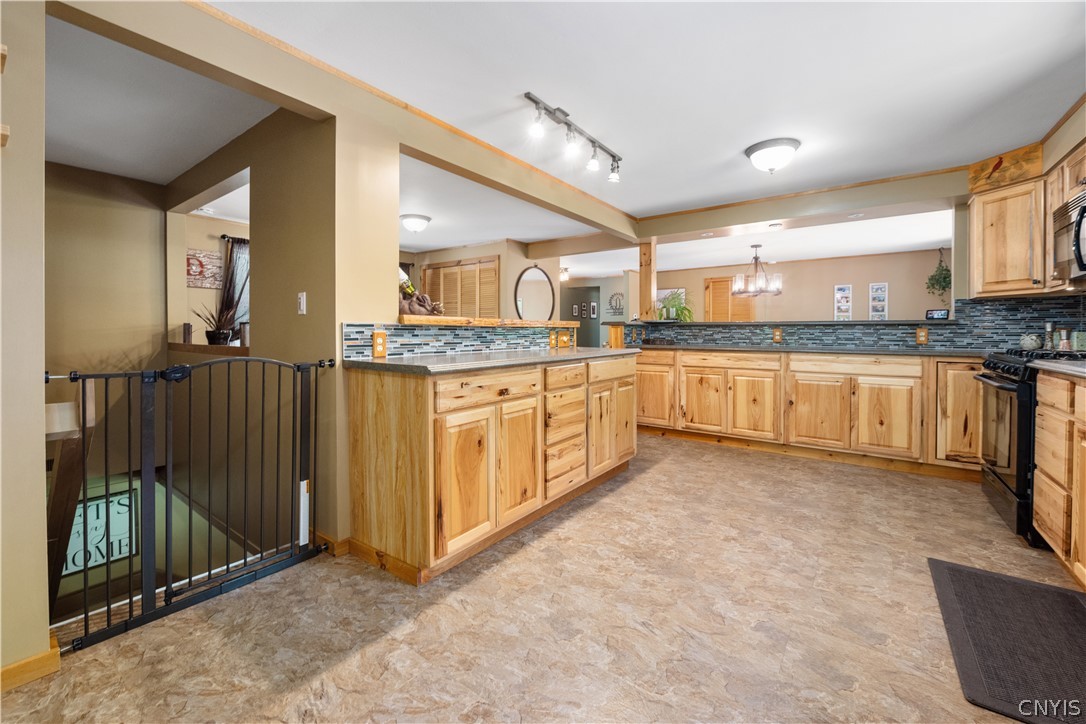 1385 County Rte 23 Constantia, NY 13044 - Photo 18 of 50