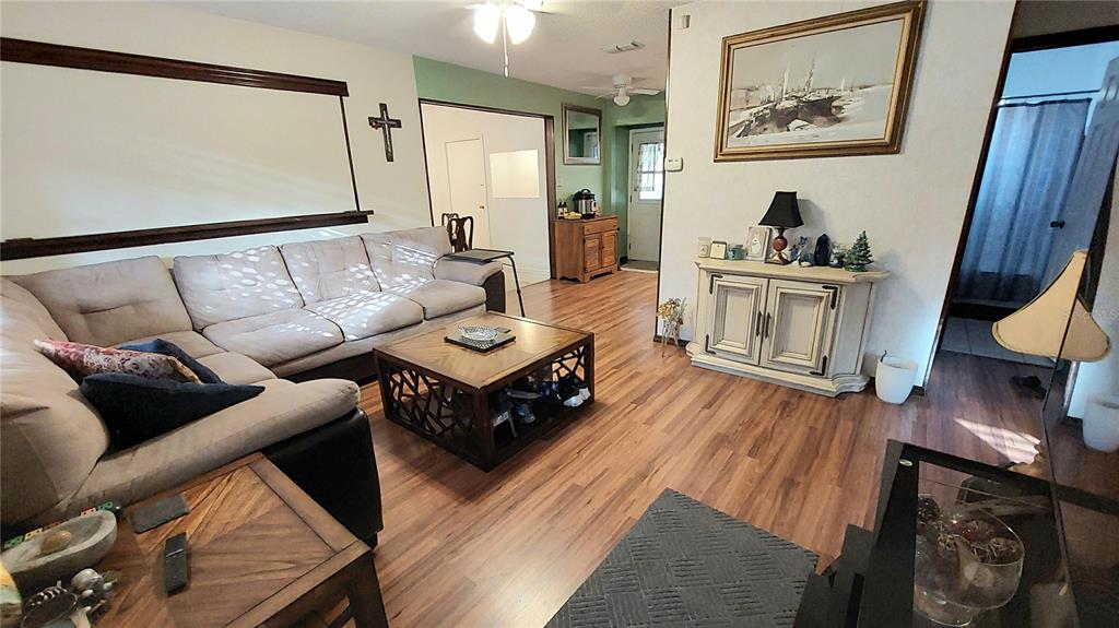 9504 Marley Avenue New Port Richey, FL 34654 - Photo 5 of 34