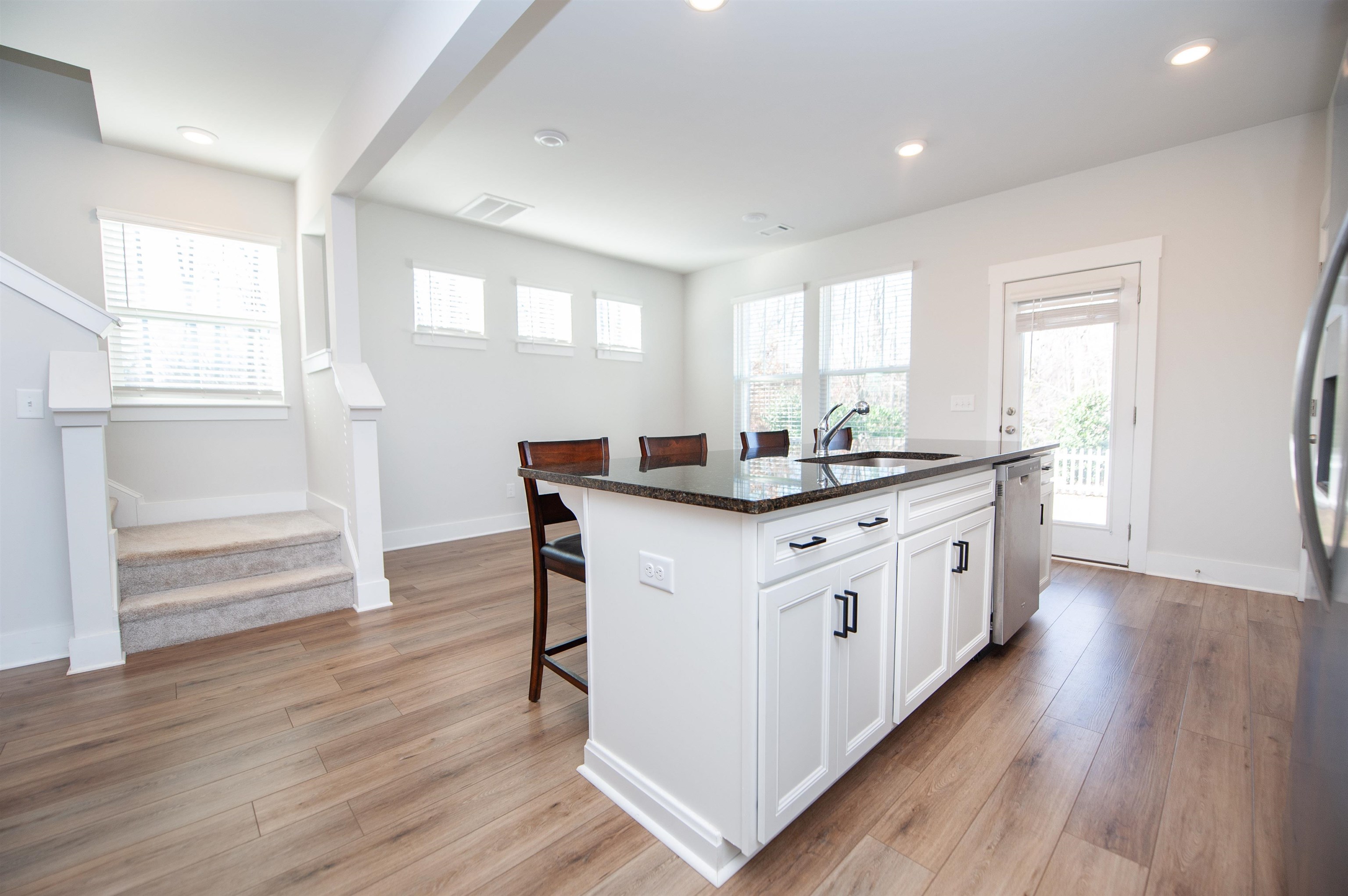 1404 Maplesmith Way Moore, SC 29369 - Photo 11 of 34