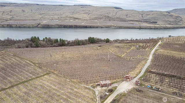 a view of a lake view