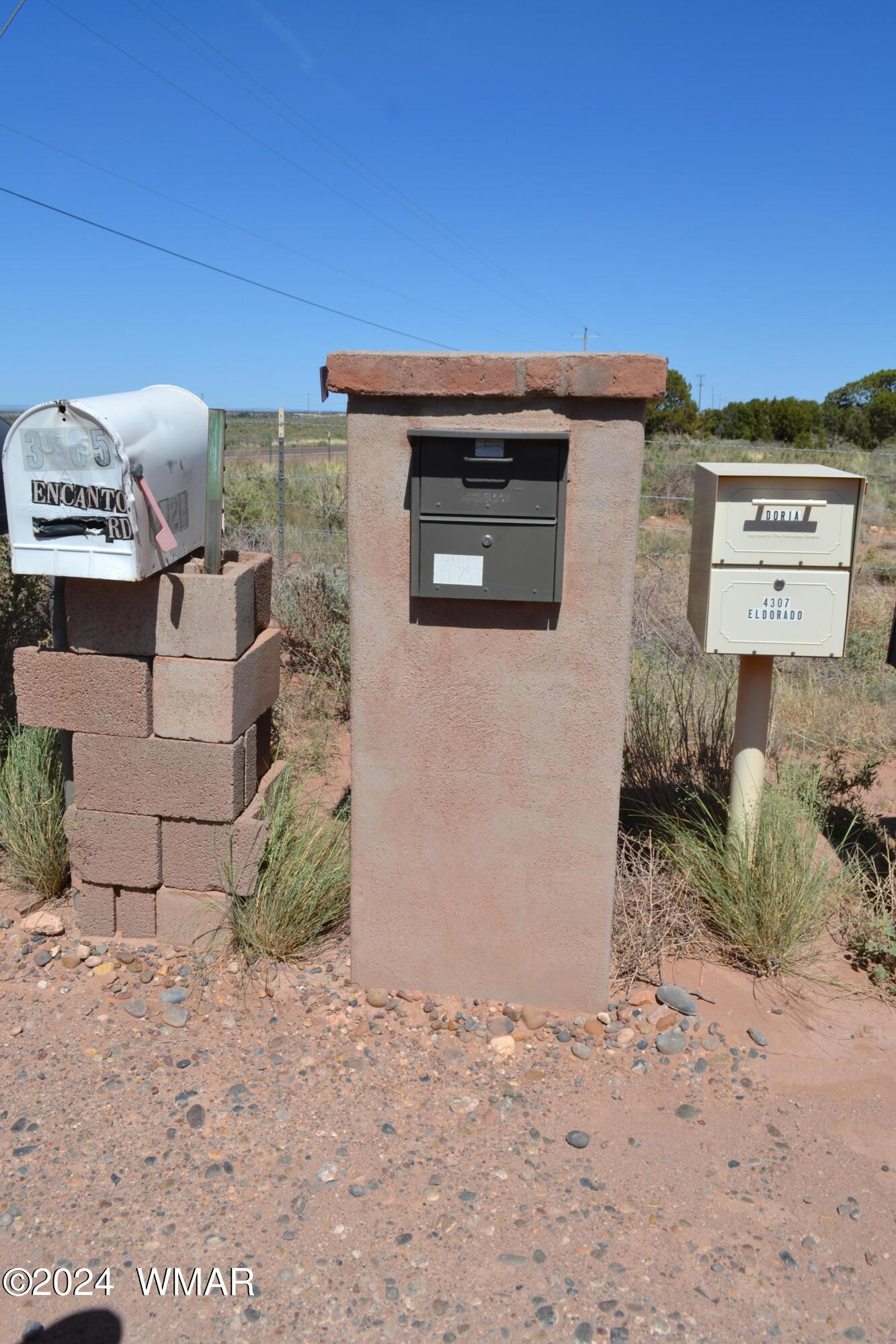 3733 Del Contento Snowflake, AZ 85937 - Photo 50 of 72 Only stuccoed mail box at begging of El Dorado