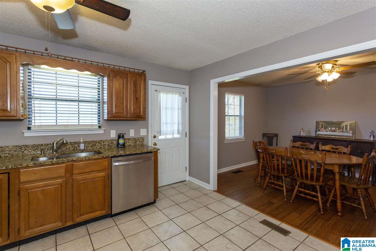 1350 Suncrest Road Bessemer, AL 35020 - Photo 18 of 32