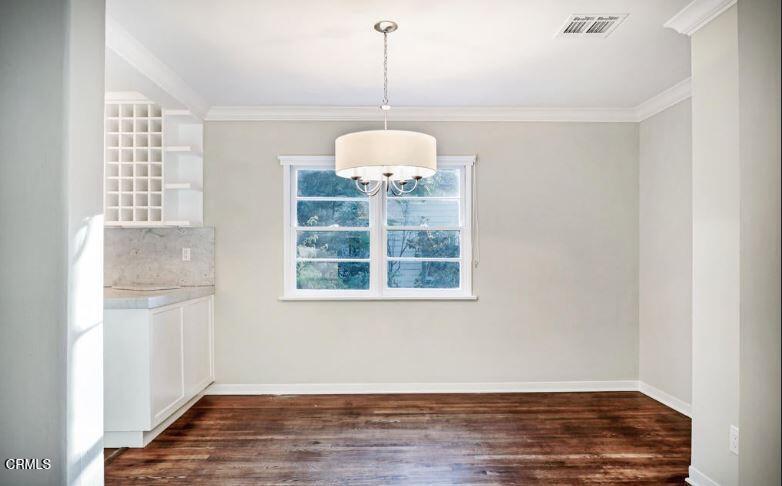 1106 East Topeka Street Pasadena, CA 91104 - Photo 5 of 22 5