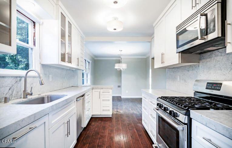 1106 East Topeka Street Pasadena, CA 91104 - Photo 8 of 22 8