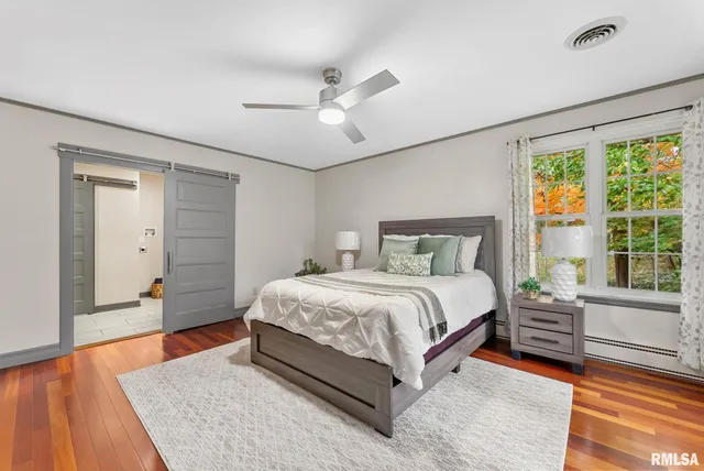 $345,000 | 1025 Crescent Drive, Clinton, IA 52732