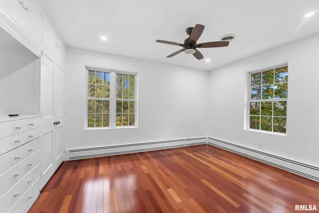 $345,000 | 1025 Crescent Drive, Clinton, IA 52732