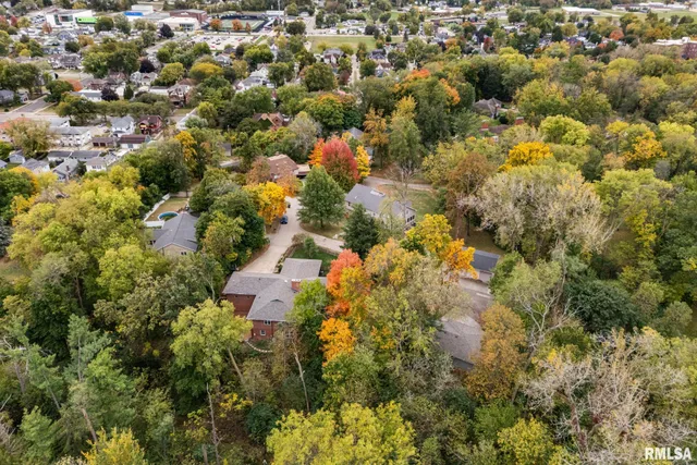 $345,000 | 1025 Crescent Drive, Clinton, IA 52732