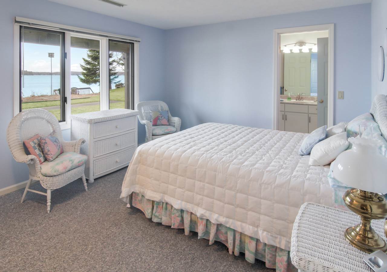 1010 West Long Lake Road Traverse City, MI 49685 - Photo 38 of 48 1887347-42.JPG