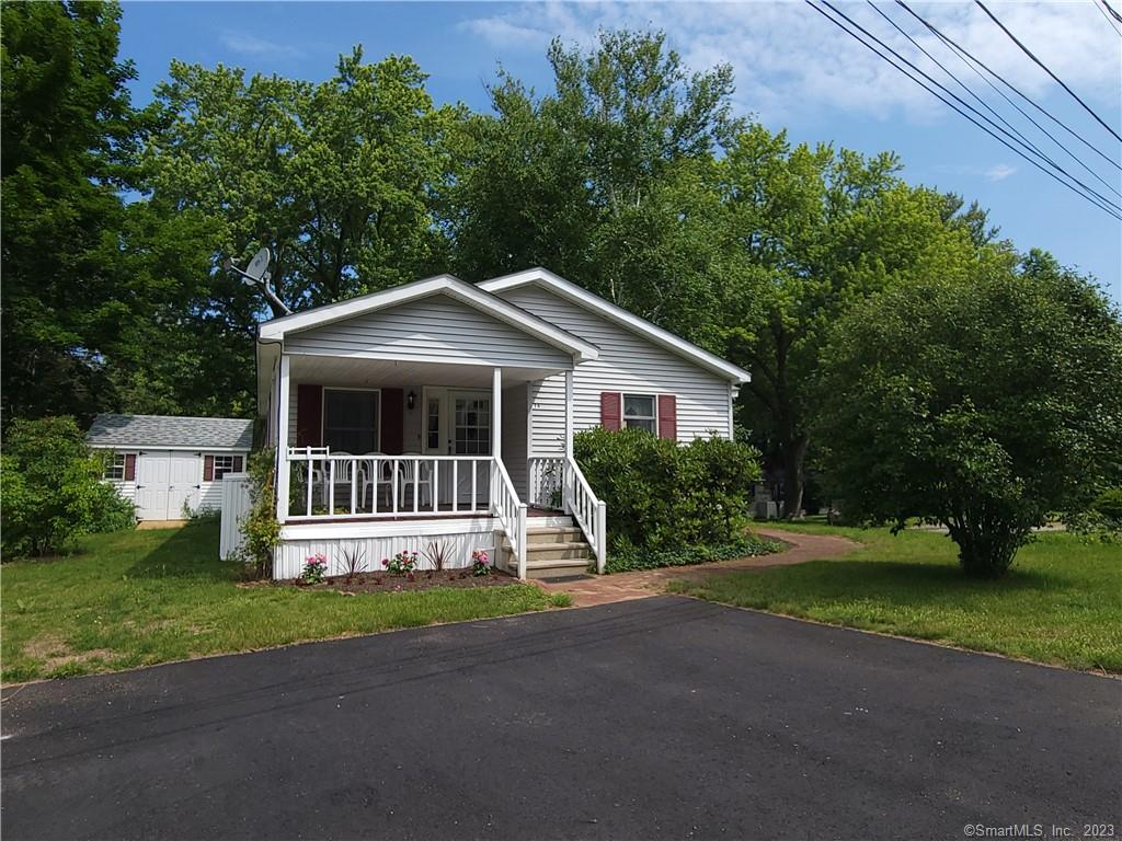 16 Hillpond Drive, Storrs Mansfield, CT 06268 Compass