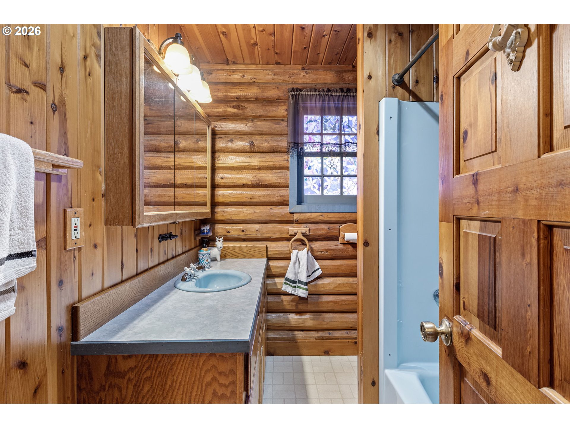 993 Kirkendahl Road Camas Valley, OR 97416 - Photo 22 of 48 Bathroom