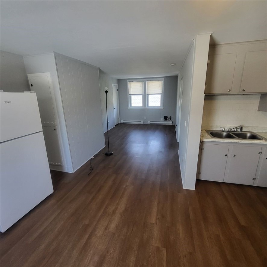 62 Kilvert Street, Unit 4 Warwick, RI 02886 - Photo 4 of 9