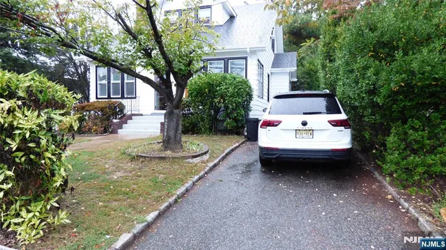 $617,000 | 211 Madison Avenue, New Milford, NJ 07646