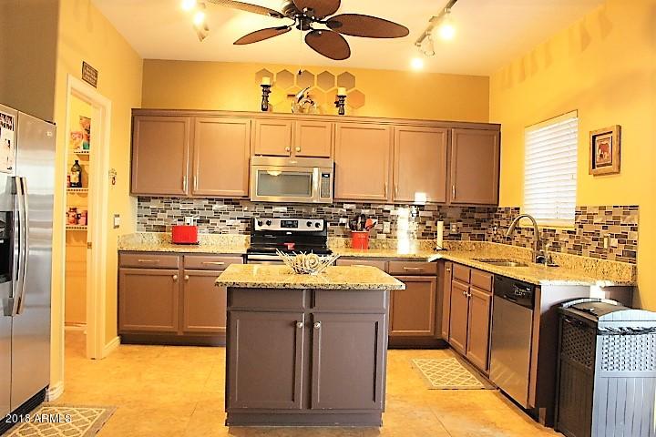 13251 West Boca Raton Road Surprise, AZ 85379 - Photo 5 of 26 Kitchen