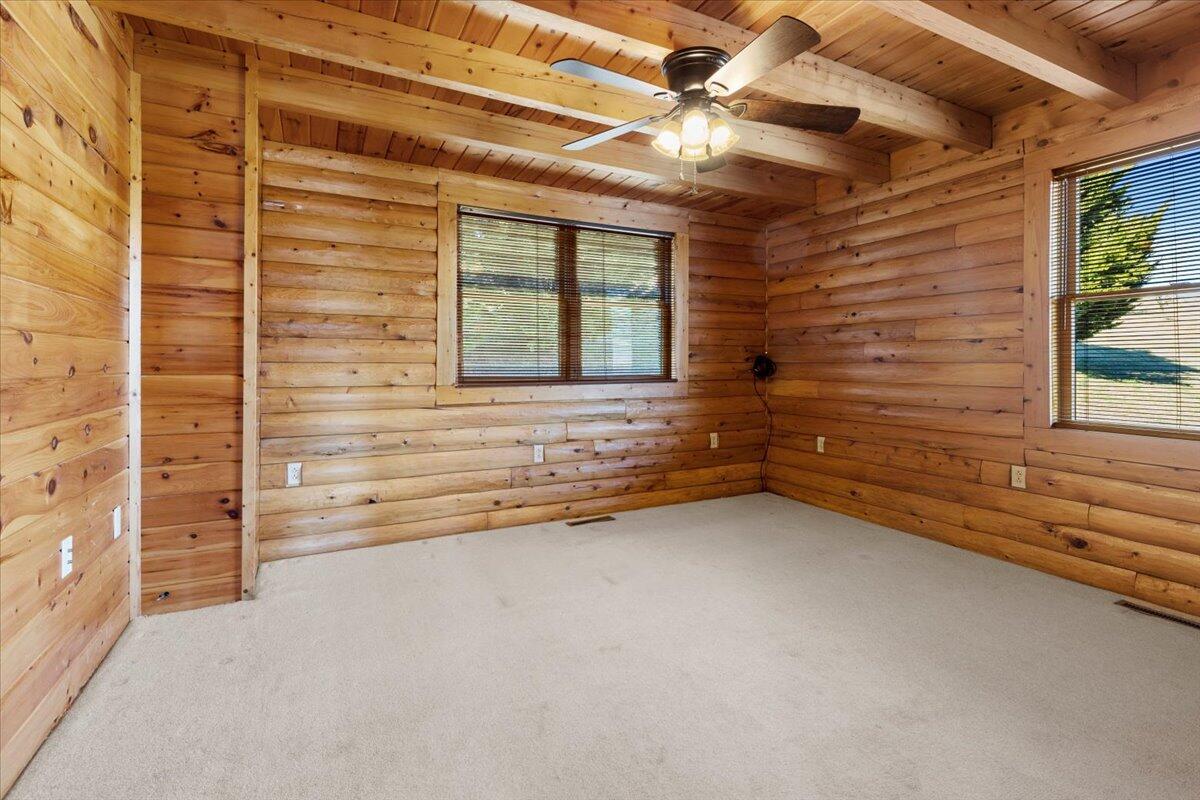 2665 Old Rte 100 Road Draper, VA 24324 - Photo 74 of 105 a view of an empty room and window