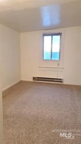 $385,000 | 339 Idaho Street, Gooding, ID 83330