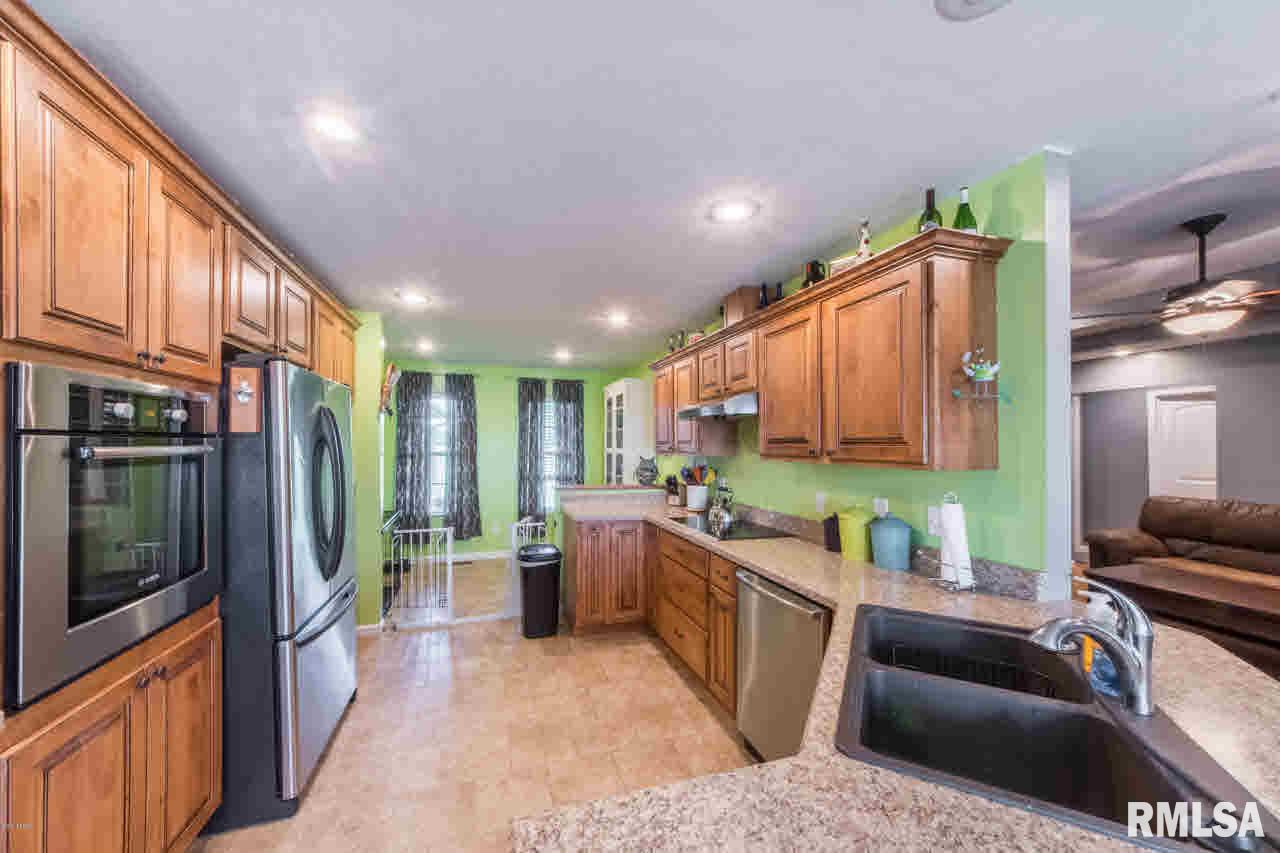 13701 Allen Road Carterville, IL 62918 - Photo 8 of 26 Gallery Image 8