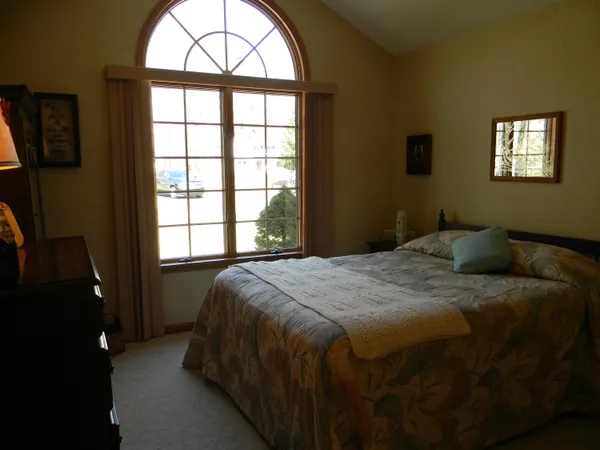 $635,900 | 6679 West Timber Lane, Ludington, MI 49431