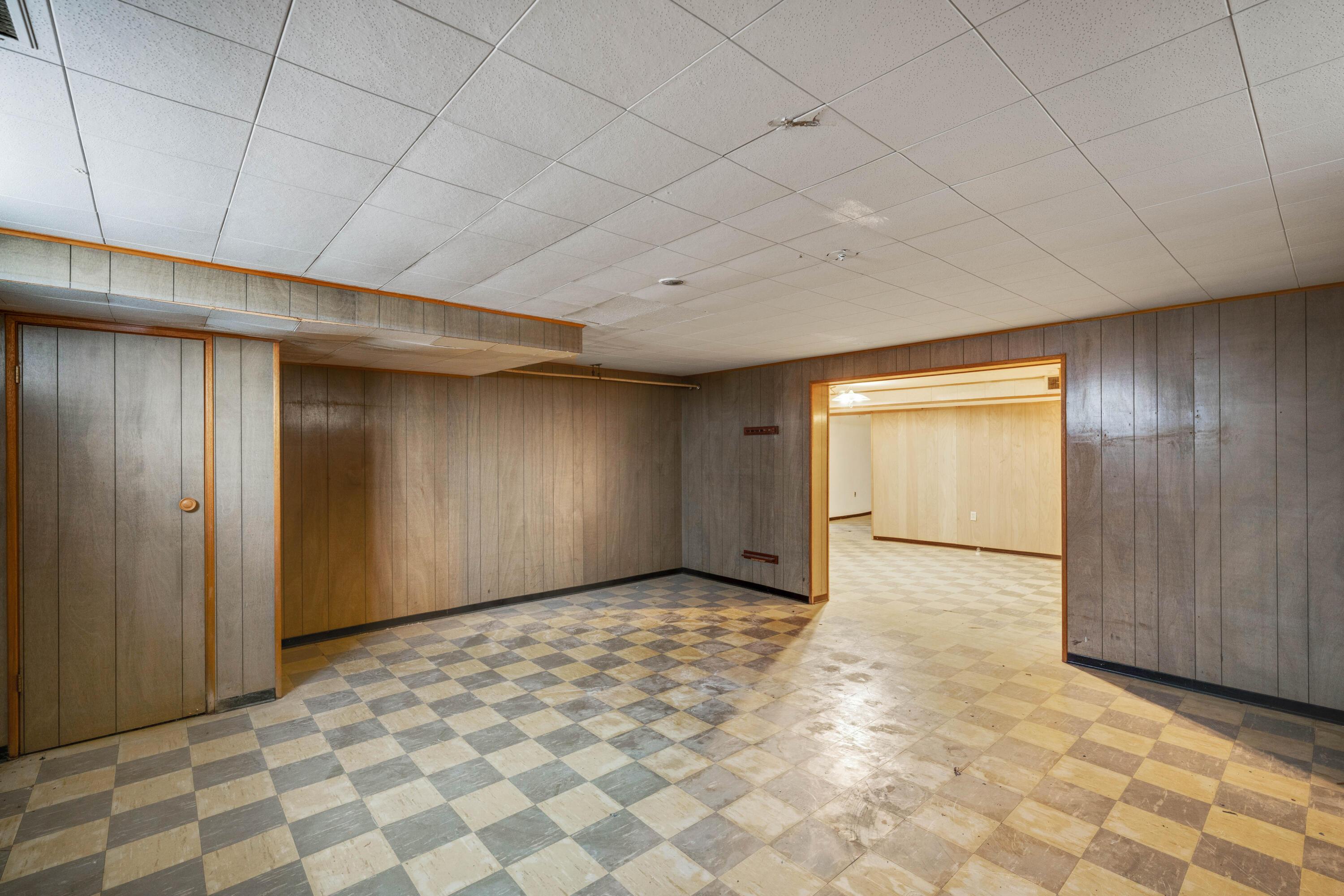 1097 Fordham Road Columbus, OH 43224 - Photo 31 of 41 54-dsc04859-dsc04861