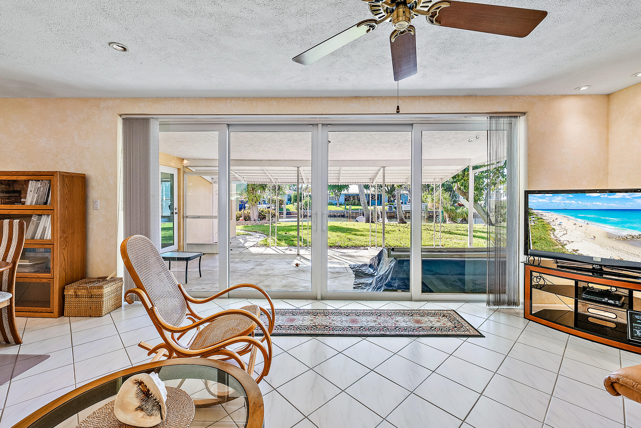 930 Dolphin Drive Jupiter, FL 33458 - Photo 18 of 32 930 Dolphin Dr MLS-26