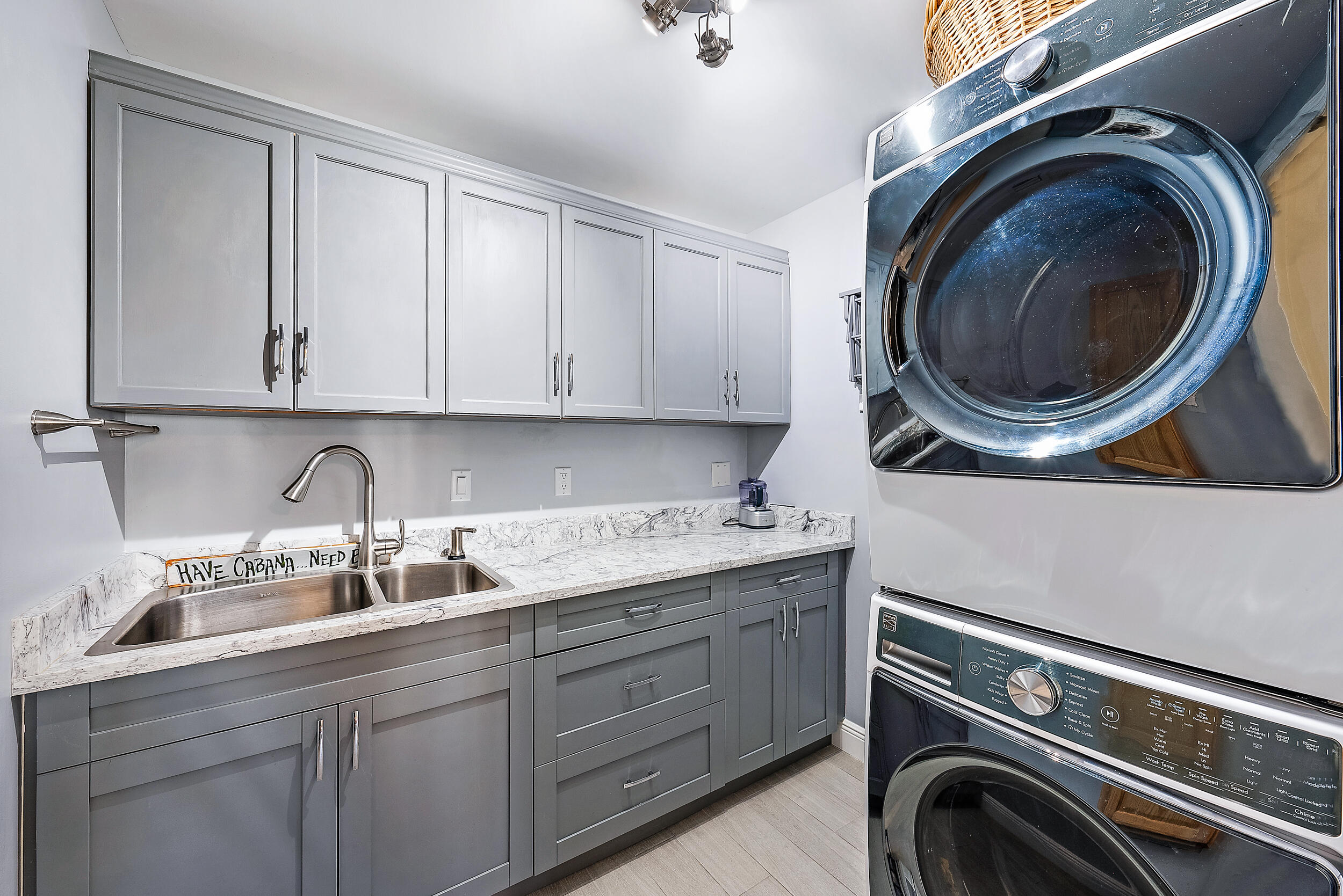 930 Dolphin Drive Jupiter, FL 33458 - Photo 21 of 32 930 Dolphin Dr MLS-41