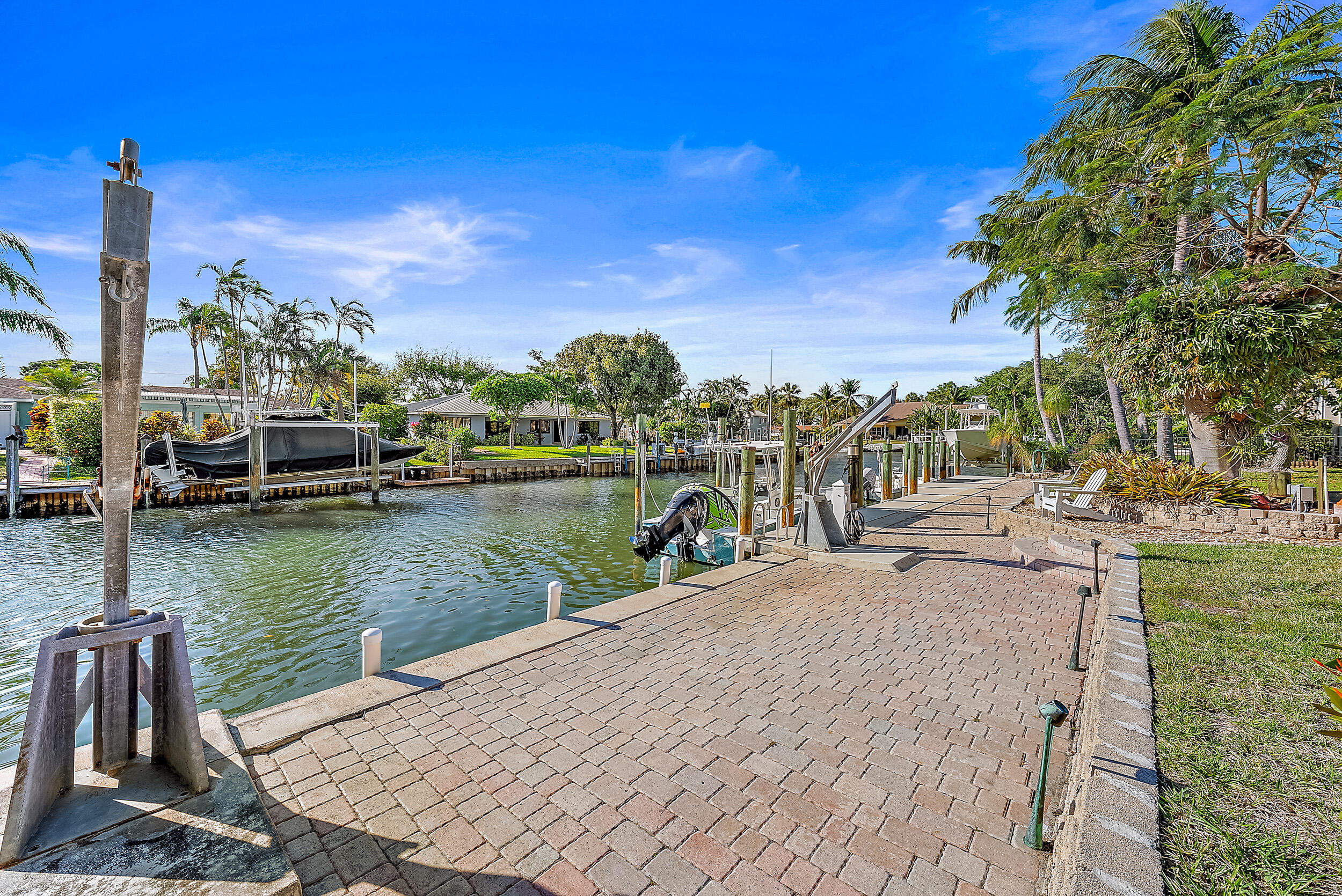 930 Dolphin Drive Jupiter, FL 33458 - Photo 3 of 32 930 Dolphin Dr MLS-20