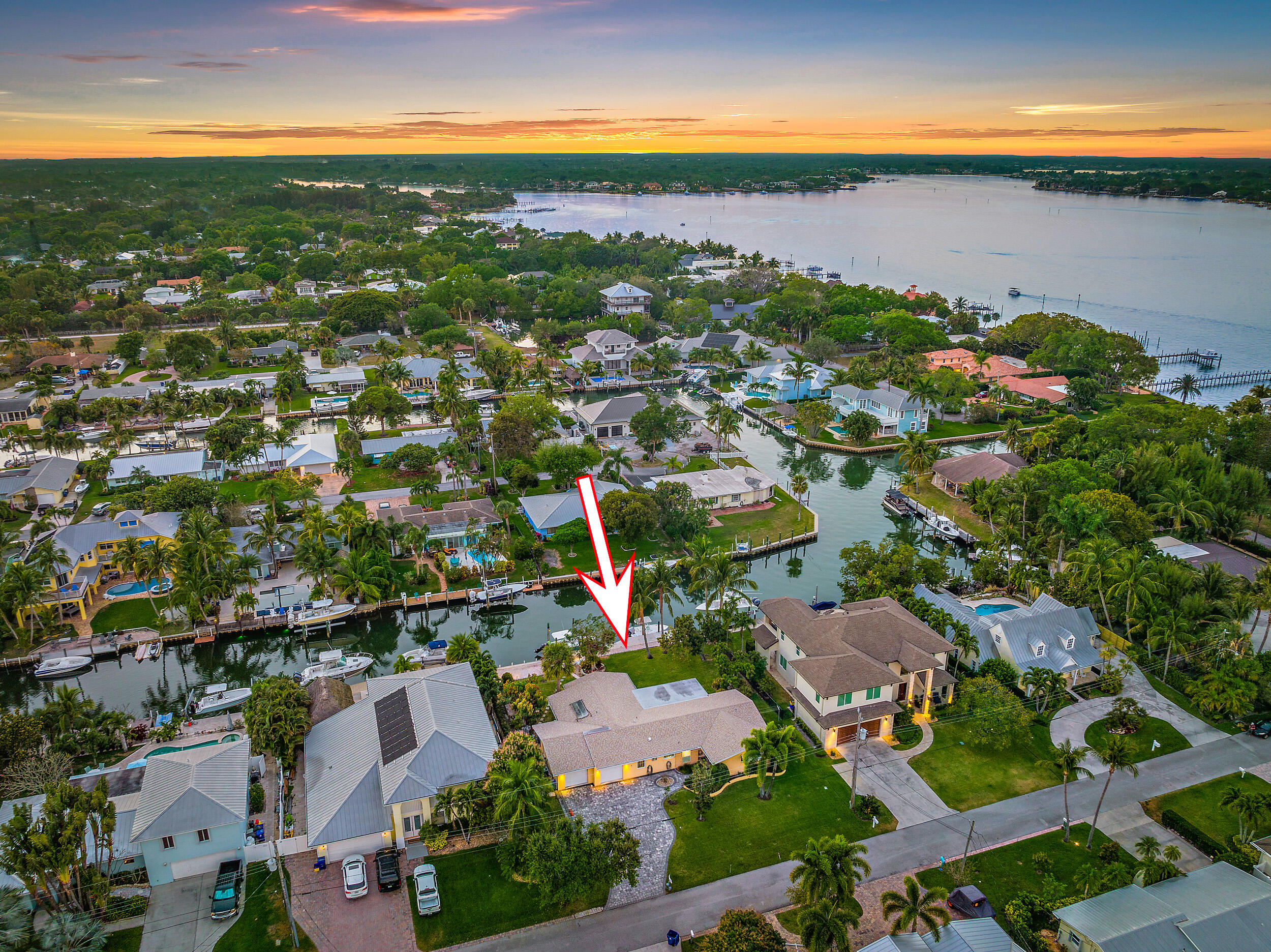 930 Dolphin Drive Jupiter, FL 33458 - Photo 6 of 32 930 Dolphin Dr MLS-48