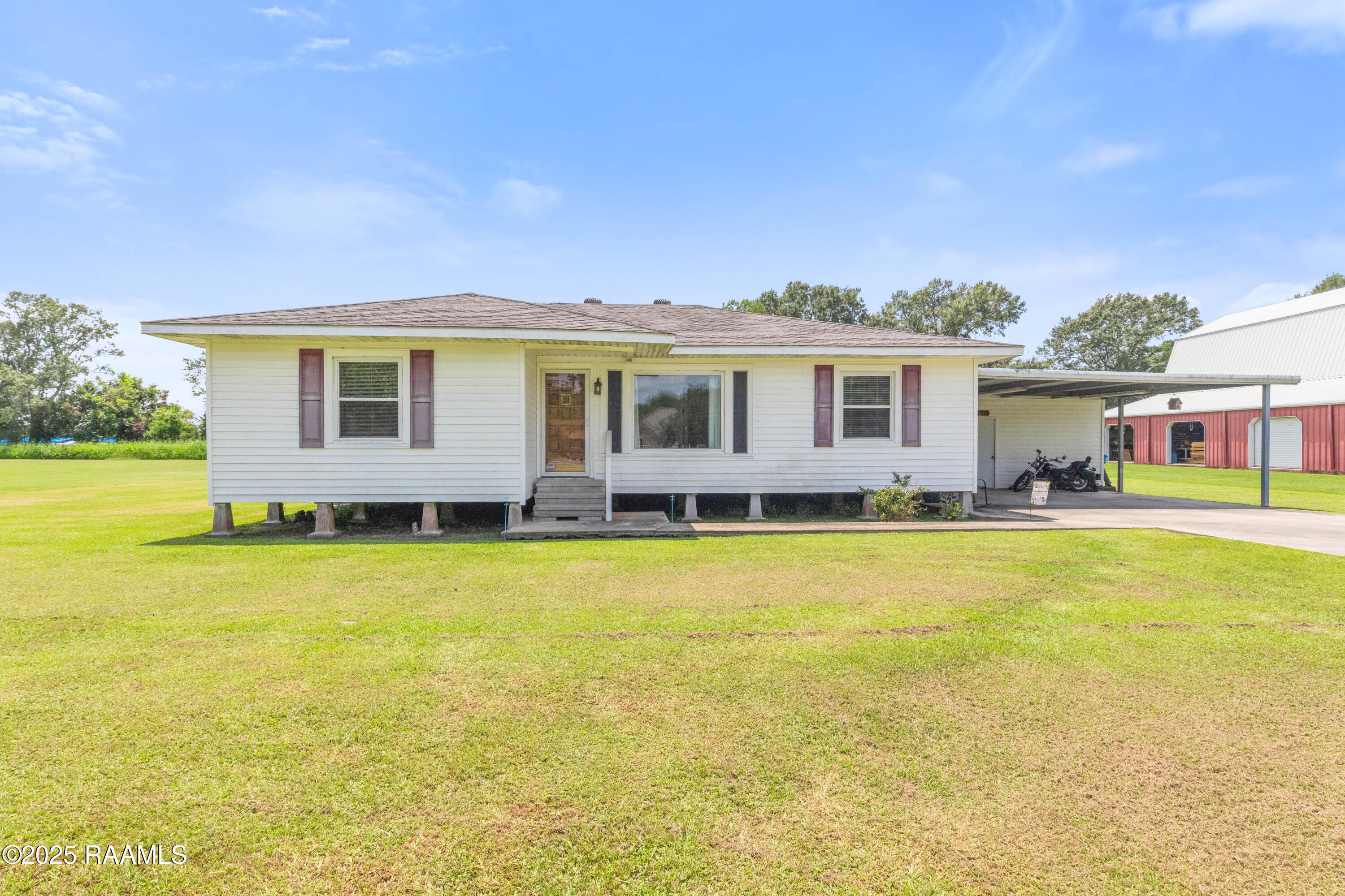 1016 Guidry Road Breaux Bridge, LA 70517 - Photo 2 of 21 1016Guidry-5