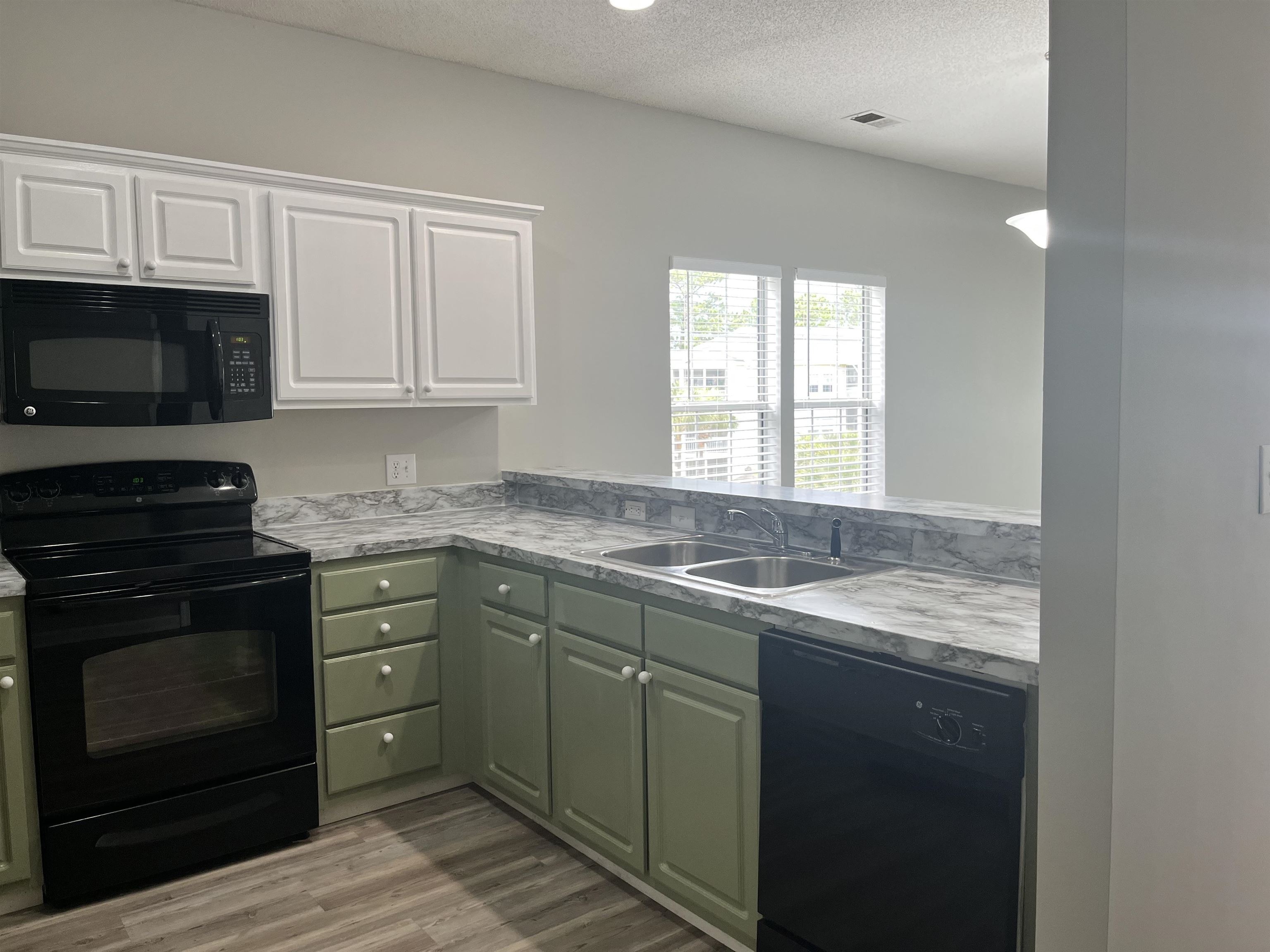 2498 Coastline Court, Unit 301 Murrells Inlet, SC 29576 - Photo 7 of 25