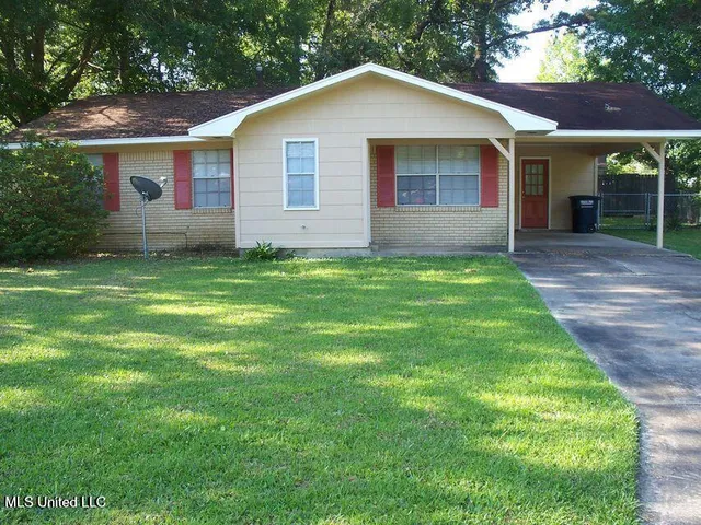 $1,450 | 104 Colmer Circle, Ocean Springs, MS 39564
