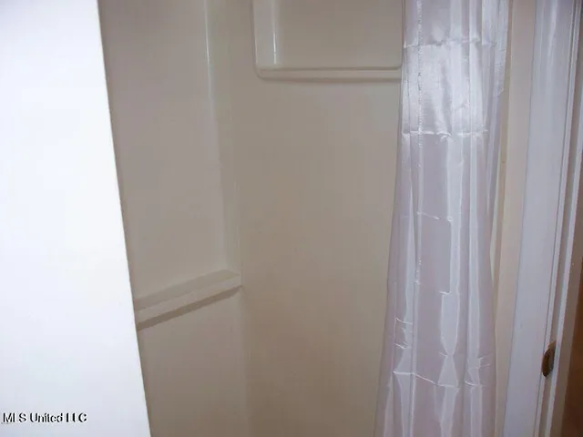 $1,450 | 104 Colmer Circle, Ocean Springs, MS 39564