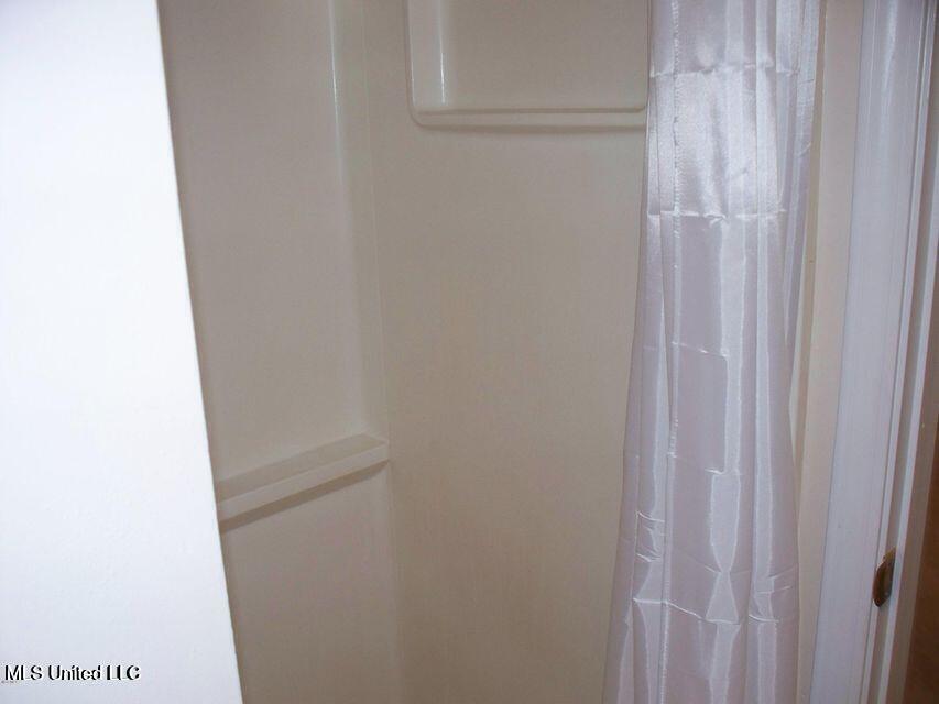 104 Colmer Circle Ocean Springs, MS 39564 - Photo 15 of 18 20220414155050901013000000-o