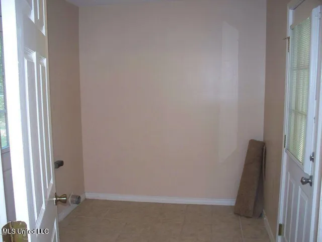 $1,450 | 104 Colmer Circle, Ocean Springs, MS 39564