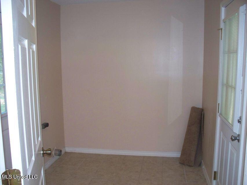 104 Colmer Circle Ocean Springs, MS 39564 - Photo 7 of 18 20220414155052008715000000-o