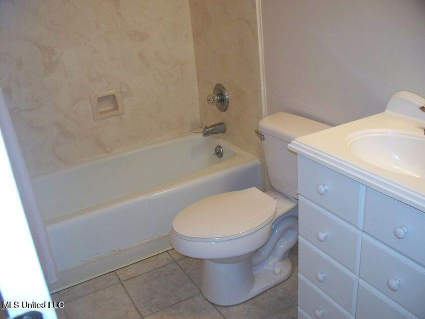 104 Colmer Circle Ocean Springs, MS 39564 - Photo 9 of 18 20220414155035968060000000-o