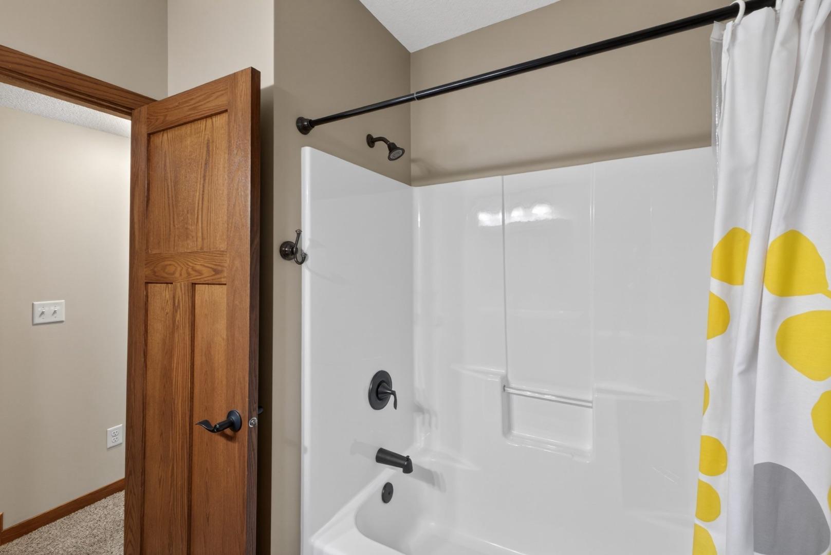 4201 Dodge Lane Northeast Rochester, MN 55906 - Photo 27 of 54